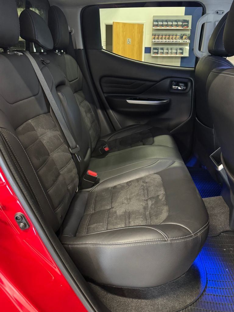 2019 Mitsubishi L200 Double Cab DI-D 150 Barbarian X 4WD Auto PICK UP DIESEL Automatic