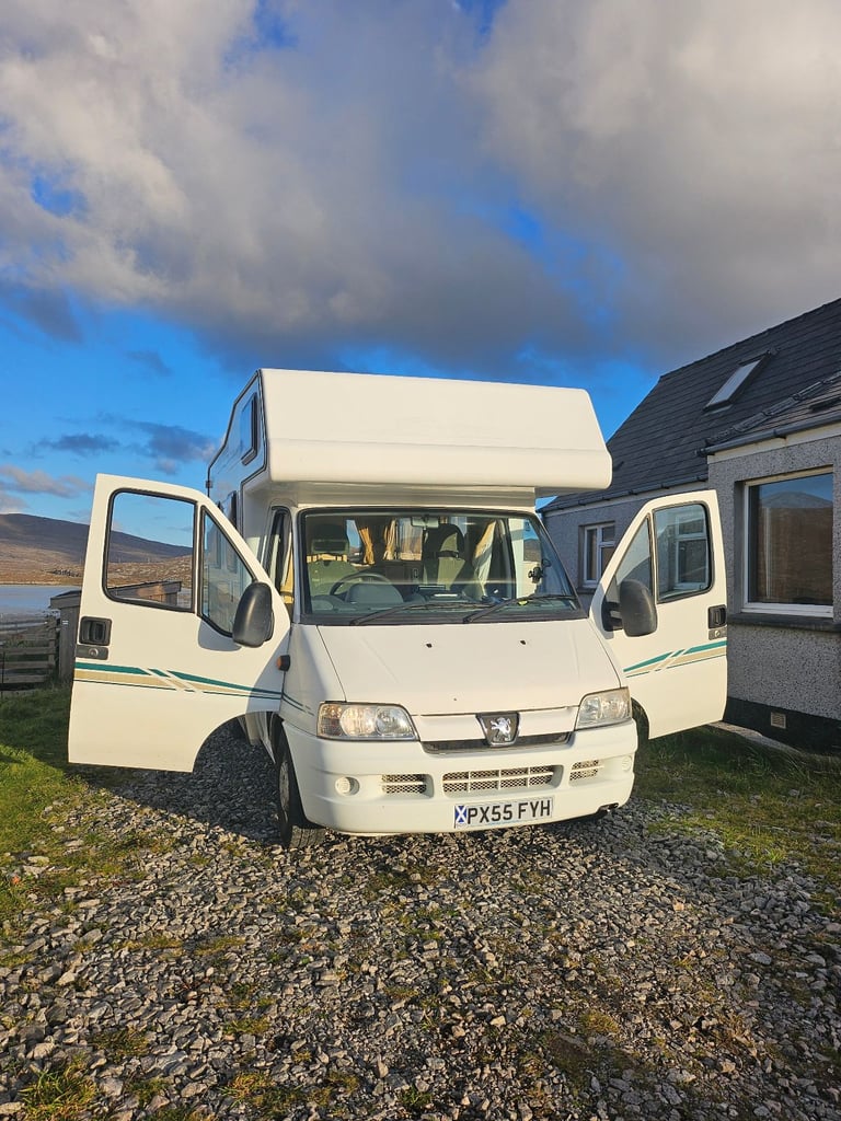 Peugeot, BOXER 330 LX MWB HDI, 2006, 2178 (cc)