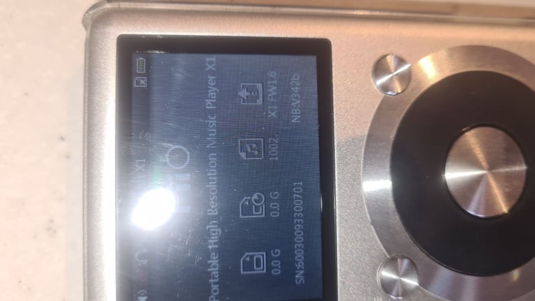 FiiO X1 High Resolution Lossless Music Audio Player in silver is a top quality digital music player