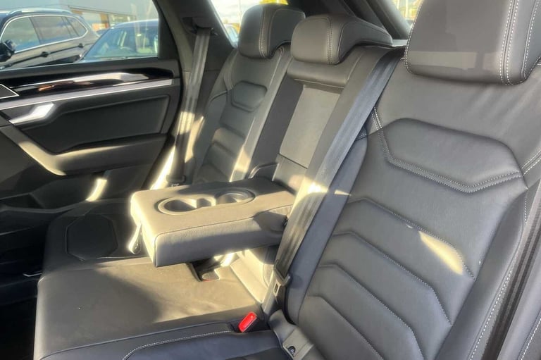 2023 Volkswagen Touareg 3.0 V6 TDI 4Motion Black Edition 5dr Tip Auto SUV Diesel Automatic