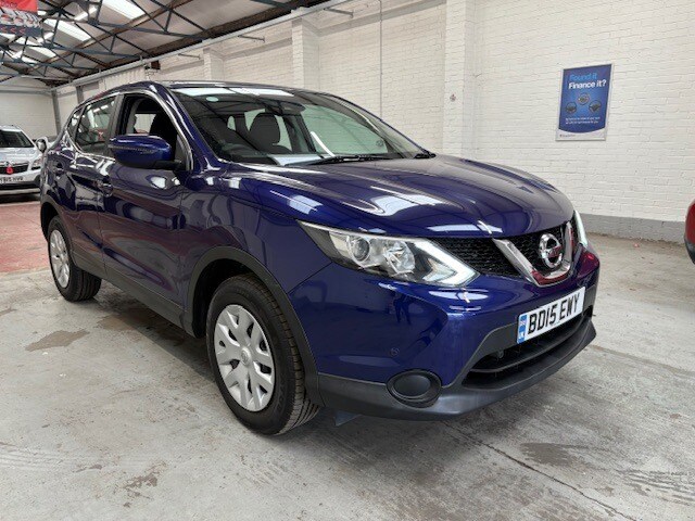 2015 Nissan Qashqai 1.5 dCi Visia [Smart Vision Pack] 5dr HATCHBACK Diesel Manual