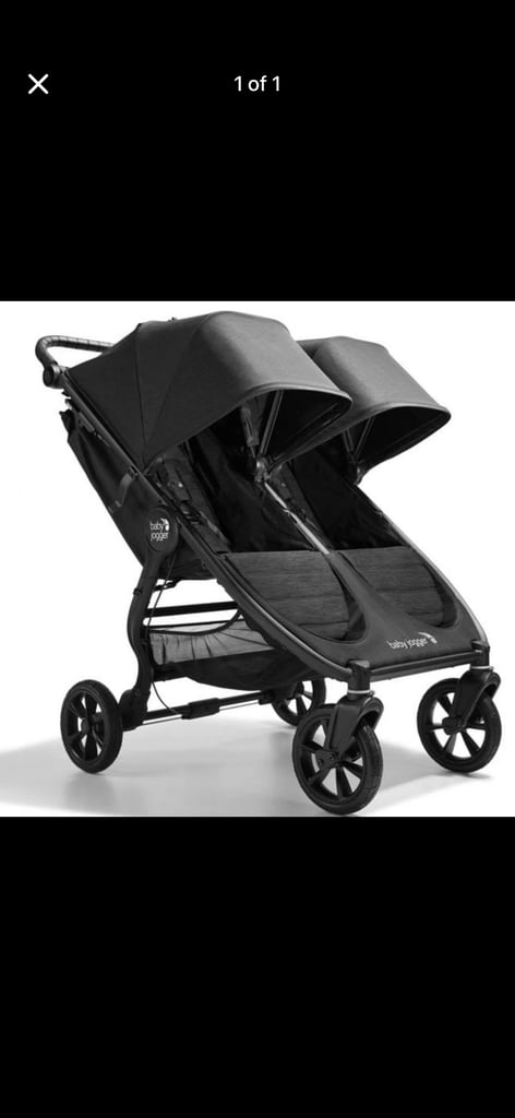 Pram, push chair twin 