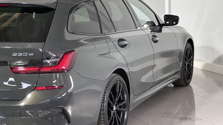 2021 BMW 3 Series 2.0 330e 12kWh M Sport Pro Edition Touring 5dr Petrol Plug-in Hybrid Auto E Est...
