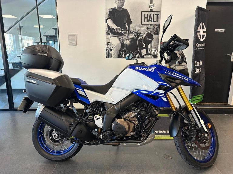 image for SUZUKI VSTROM 1050 DE-PANNIERS-TOP BOX-SUZUKI WARRANTY