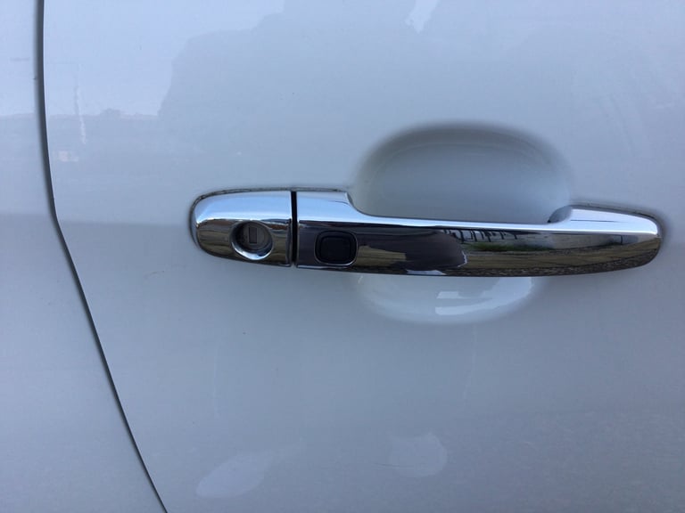 Peugeot, 108, Hatchback, 2017, Manual, 1199 (cc), 3 doors