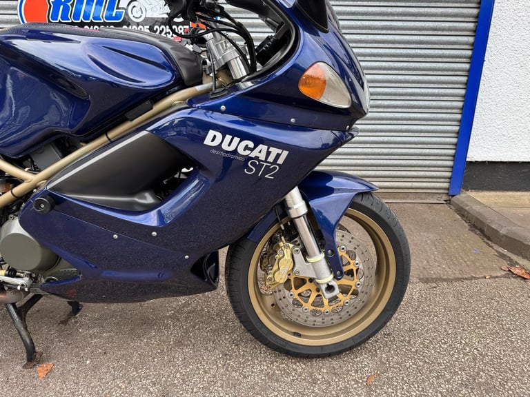 Ducati ST 2