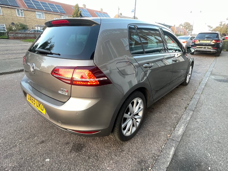 Volkswagen, GOLF, Hatchback, 2015, Manual, 1598 (cc), 5 doors