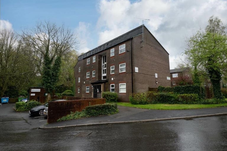 1 bedroom flat - to rent - Radcliffe M26