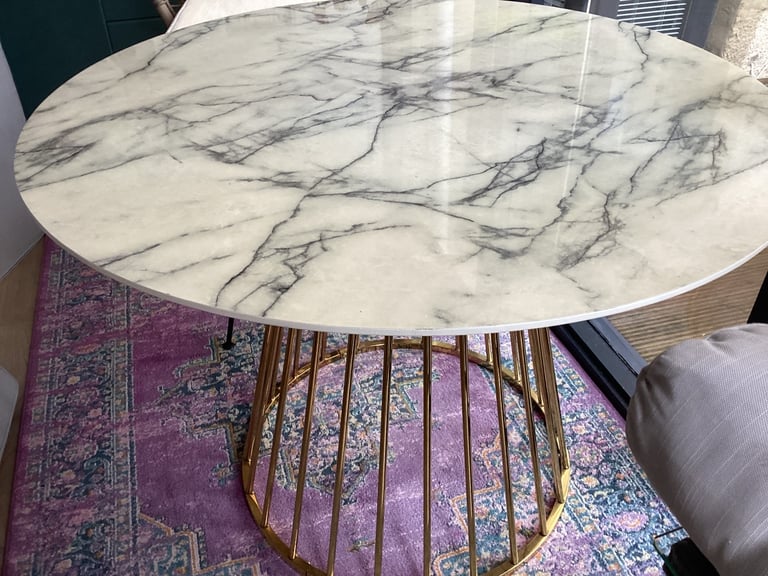 image for Dining room table