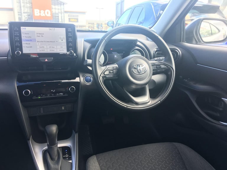 2023 Toyota Yaris Cross 1.5 VVT-h Icon SUV 5dr Petrol Hybrid E-CVT Euro 6 (s/s) (116 ps) HATCHBAC...