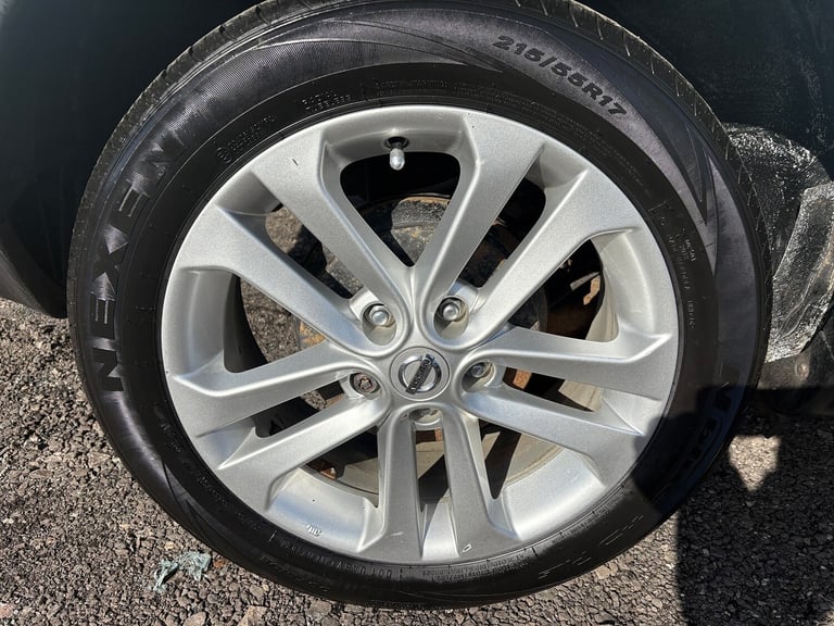 2016 Nissan Juke 1.2 DiG-T N-Connecta 5dr HATCHBACK PETROL Manual