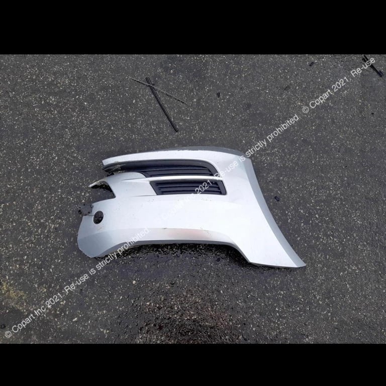 VOLKSWAGEN GOLF MK7 FOR BREAKING IN SILVER LA7W / LIGHTS / DOORS 2013