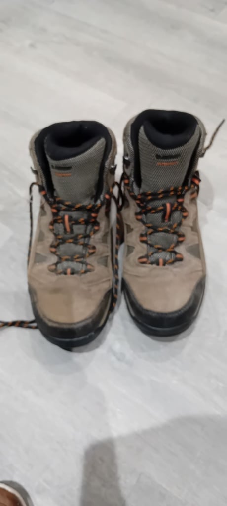 image for Hi-Tec Aysgarth size 7