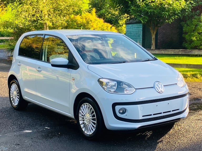 2013 VOLKSWAGEN UP HIGH 1.0 DSG Auto 5dr **MEGA SPEC - IMMACULATE - ONLY 52k**
