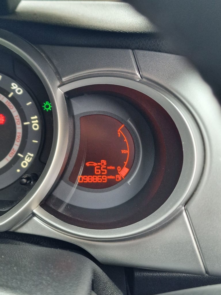 Citroen C3 2011, Full Service History, 2 keys