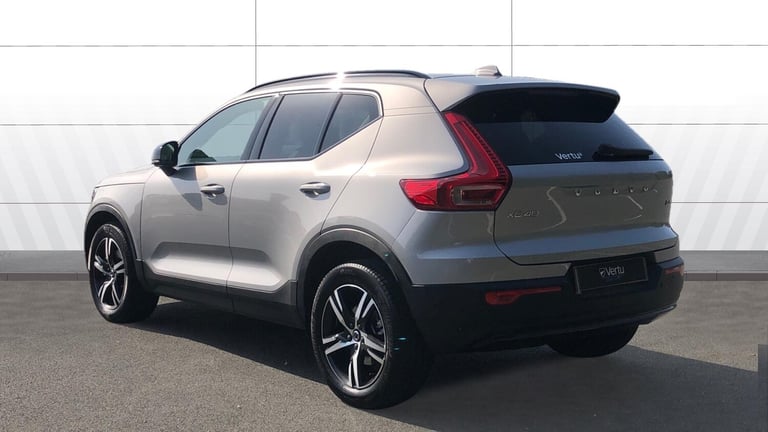 2023 Volvo XC40 2.0 B3P Plus Dark 5dr Auto Petrol Estate Estate Petrol Automatic