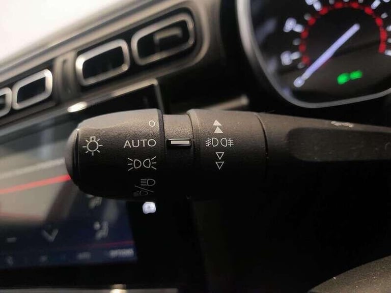  Citroen C3 1.2 PureTech Flair Hatchback 5dr Petrol Manual