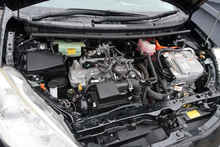 Toyota Aqua/Aygo/Yaris/Fit/Jazz Hybrid 1.5 Auto 5 Seater 5 dr Hatchback ULEZ Q20