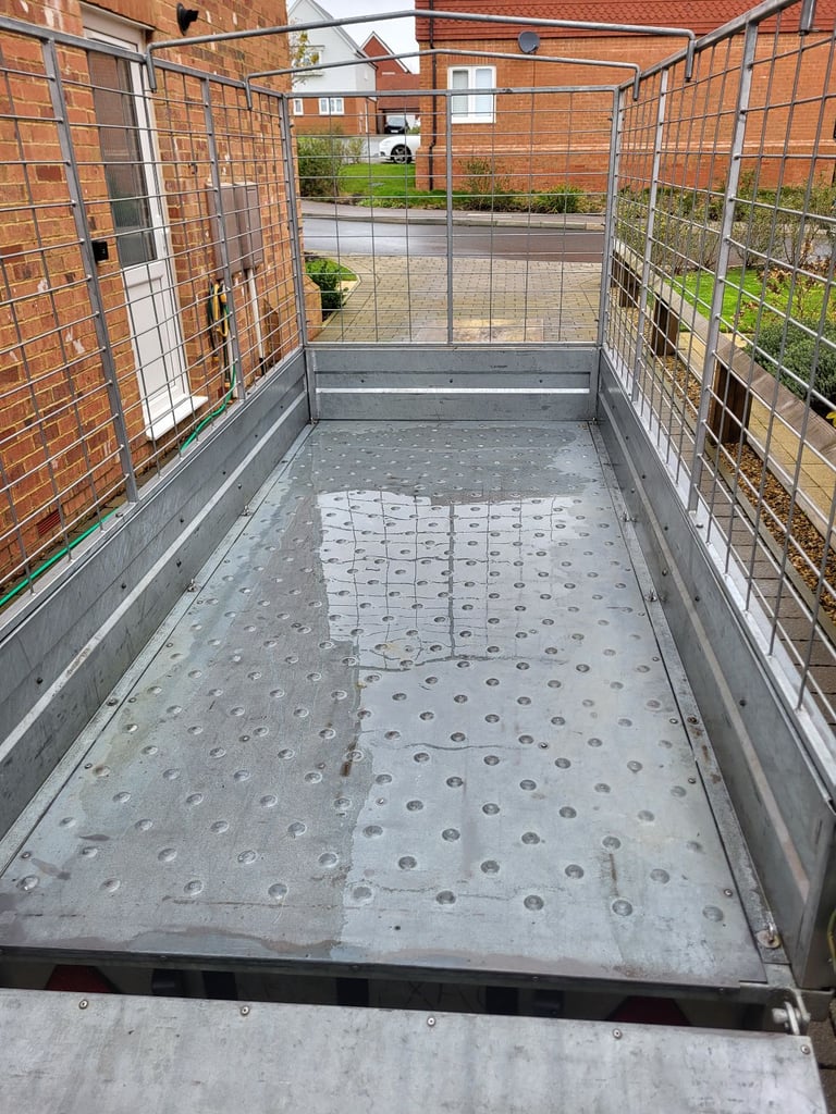  Phoenix 9`6" x 4`6" General Purpose Twin Axle Trailer.