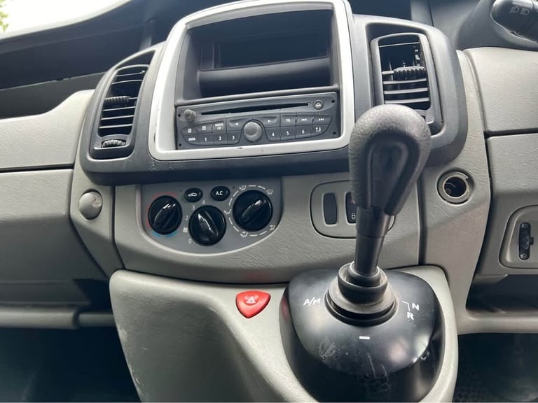 2013 Vauxhall Vivaro 2.0CDTI [115PS] Sportive Van 2.7t Tecshift Euro 5 PANEL VAN Diesel Manual