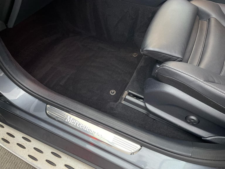 2021 Mercedes-Benz GLC 2.0 GLC300d AMG Line (Premium Plus) SUV 5dr Diesel G-Tronic+ 4MATIC Euro 6...