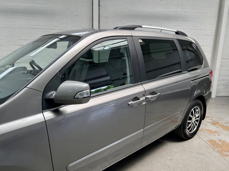 2010 Kia Sedona 2.2 CRDi 3 5dr MPV Diesel Manual