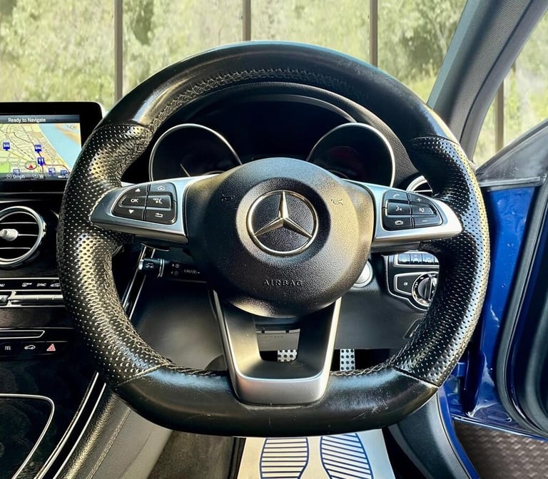  Mercedes-Benz GLC 2.1 GLC250d AMG Line (Premium Plus) Coupe 5dr Diesel G-Tronic 4MATIC Euro 6 Di...