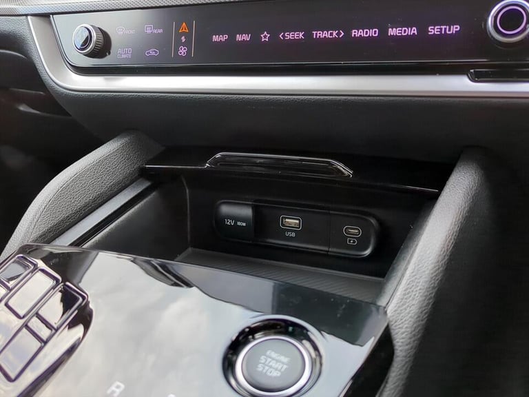 2023 Kia Sportage 1.6T GDi HEV GT-Line 5dr Auto ESTATE PETROL/ELECTRIC Automatic