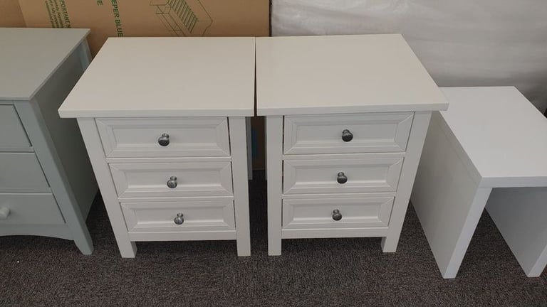 image for Julian Bowen 2x Maine 3 Drawer Bedsides Tables Surf White Can Deliver