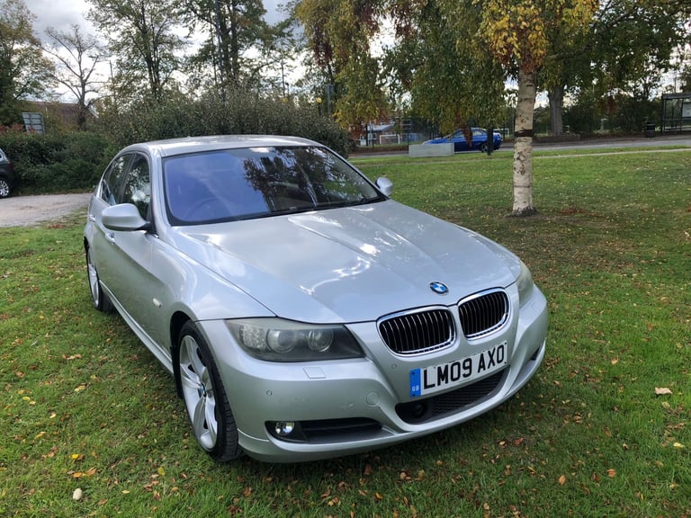 BMW 330i 3.0 SE petrol automatic 