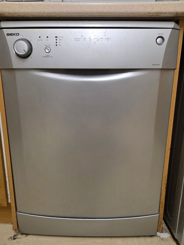 image for Beko Dishwasher DWD5414S - Silver - £50 - Collection Only