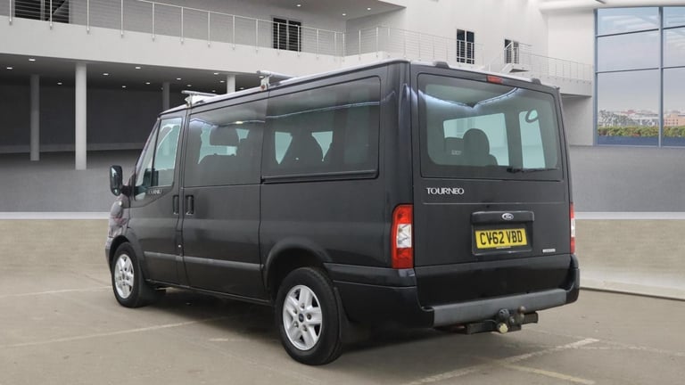 Ford Transit Tourneo 2.2 TDCi 280 Limited 9 Seat Minibus DIESEL MANUAL 2012/62