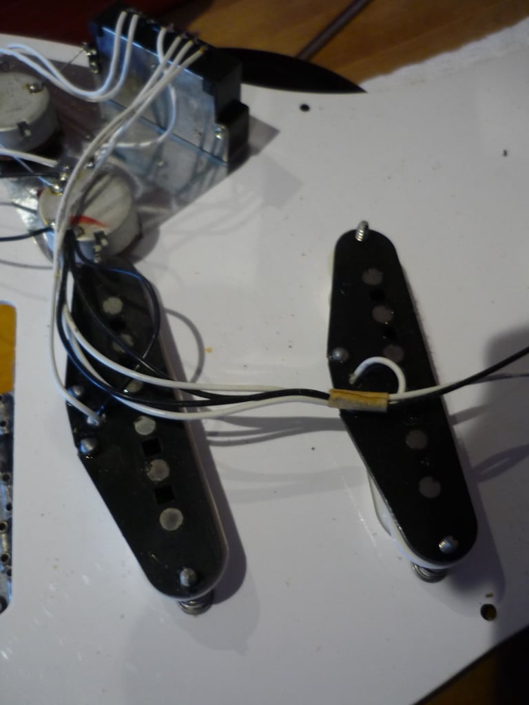 Fender Vintage FujiGen Stratocaster Japan 57 RI Sunburst MIJ E-Serial