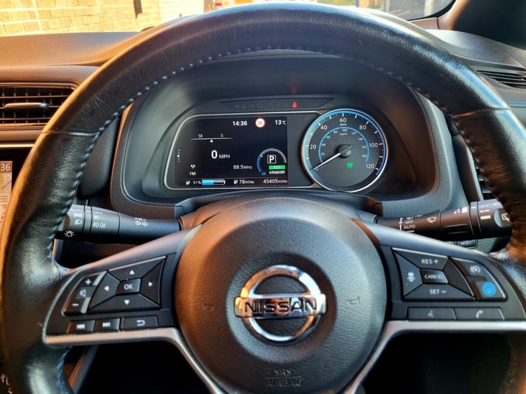 2019 Nissan Leaf 40kWh Tekna Hatchback 5dr Electric Auto (150 ps) Hatchback ELECTRIC Automatic