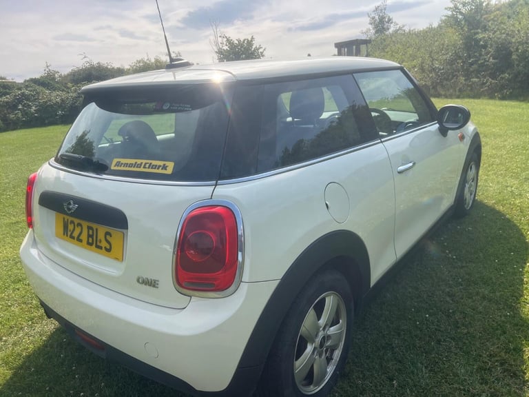 MINI HATCH 1.2 One 3-Door Hatch White Manual Petrol 2015