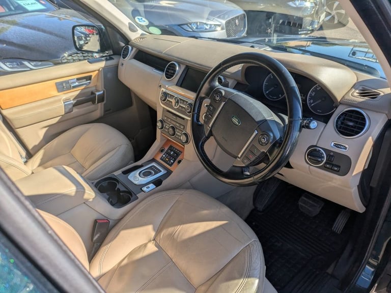 2012 62 LAND ROVER DISCOVERY 4 3.0 SD V6 HSE SUV 5DR DIESEL AUTO 4WD EURO 5 (255