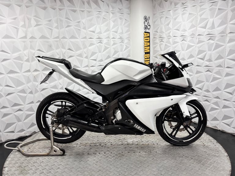 2012 Yamaha YZF-R125 *WARRANTY PROVIDED*