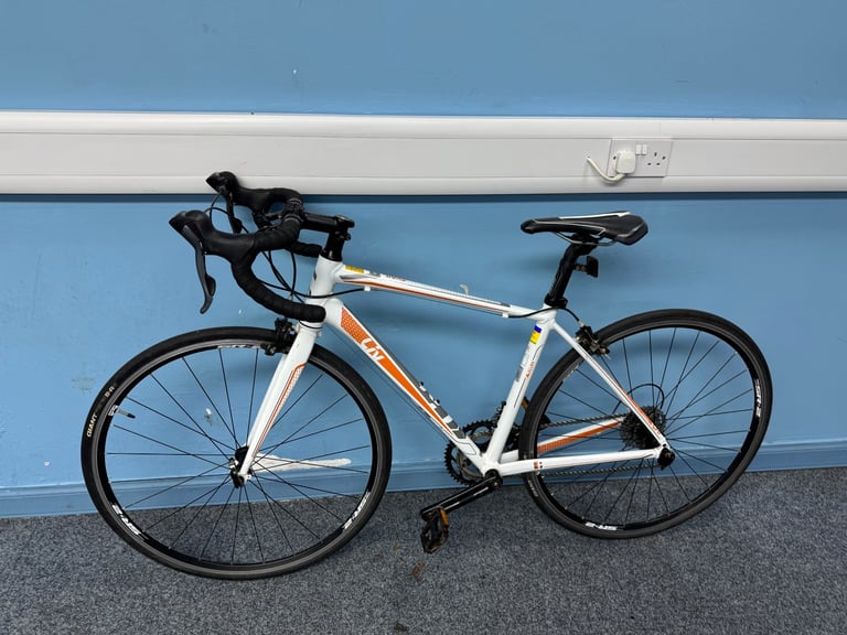 Giant liv Avail Road bike 