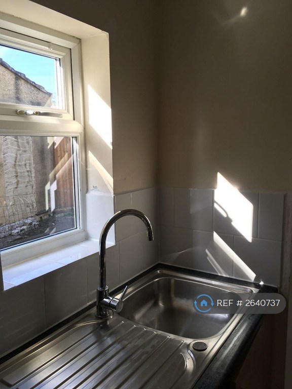 1 bedroom flat in Mayfair Road, Oxford, OX4 (1 bed) (#2640737)