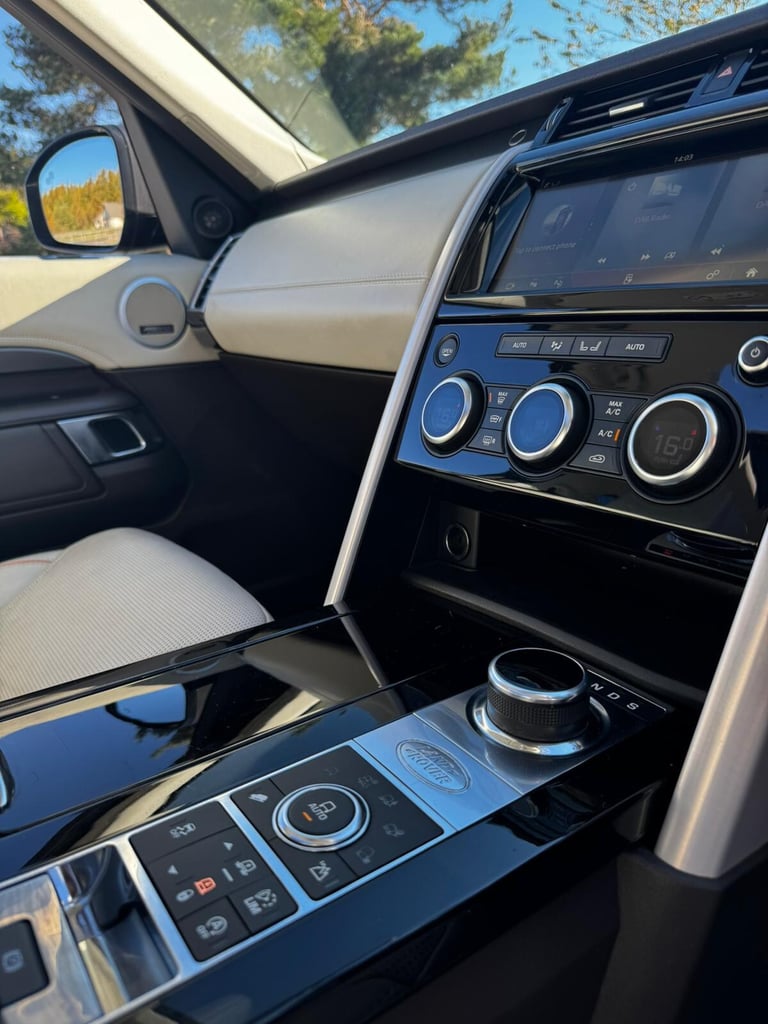 LAND ROVER DISCOVERY 3.0 TD V6 HSE Luxury 2017