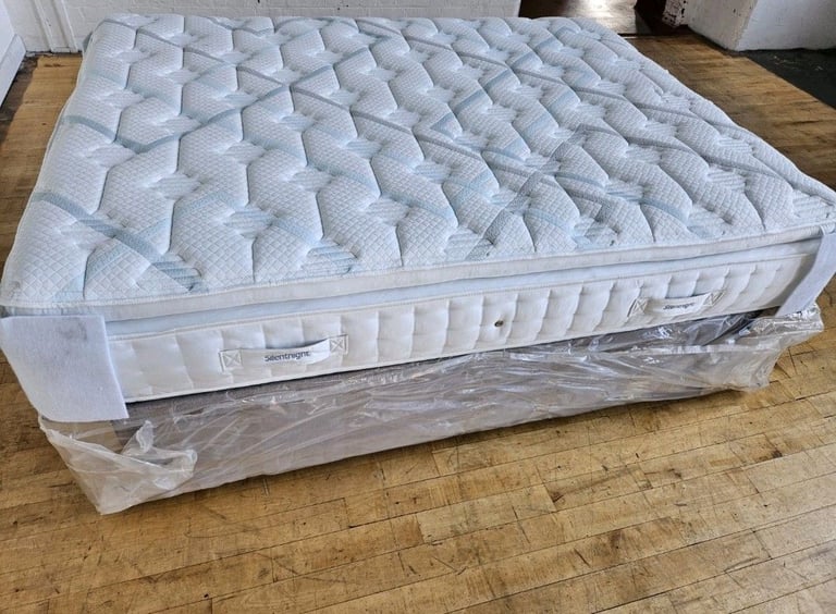Brand New Silentnight Thornbury 2900 pocket Mattress, King Size, Firm Tension RRP £1599