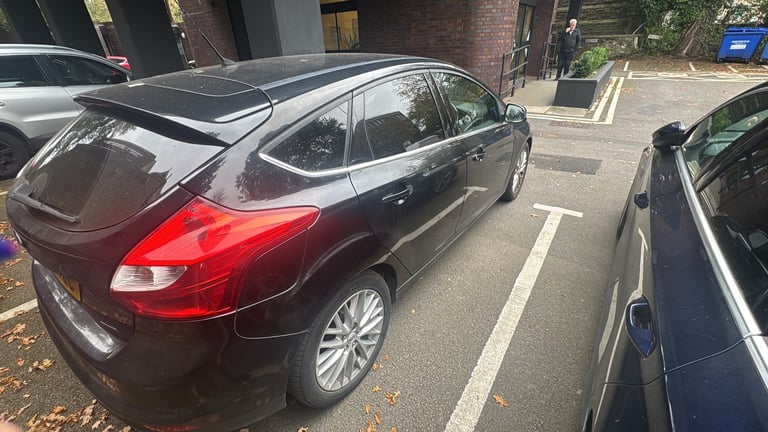 Ford, FOCUS, Hatchback, 2013, Manual, 998 (cc), 5 doors