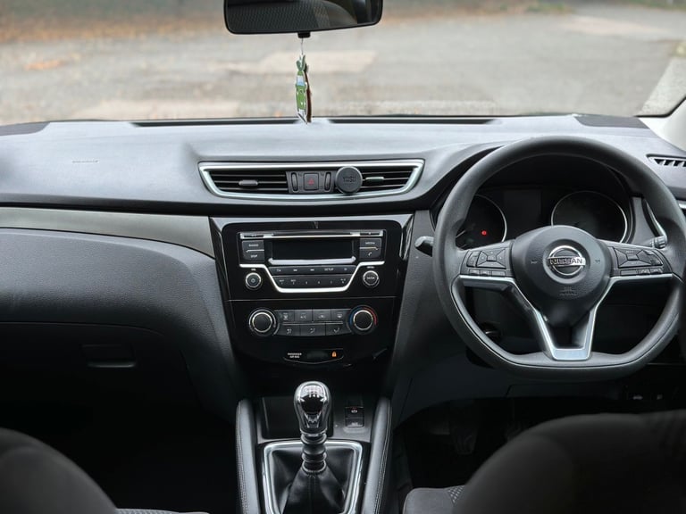 image for  NISSAN QASHQAI 2018 1.5 DCI VISIA DIESEL LOW MILEAGE 51,000 LONG M.O.T EXCELLENT CONDITION GREY