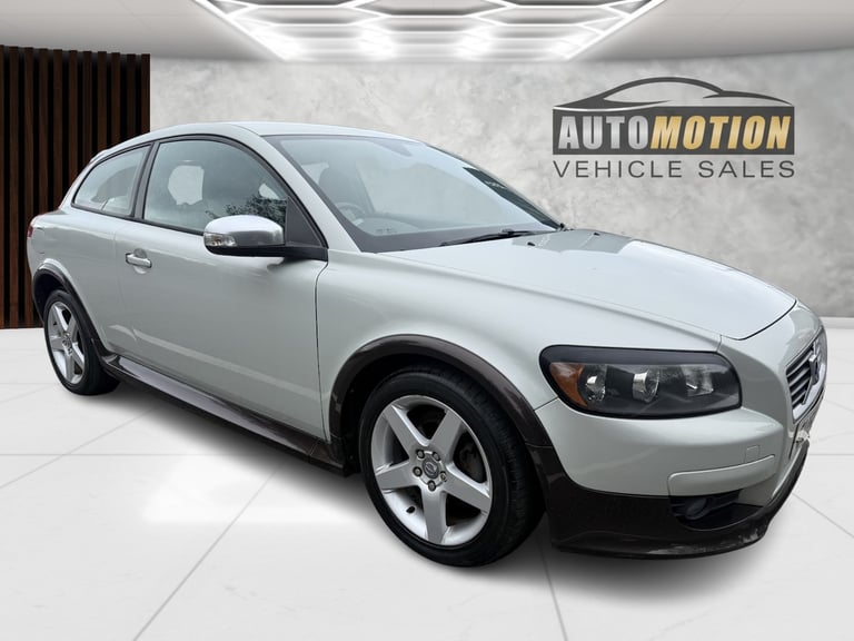 VOLVO C30 1.6 R-Design Sport White Manual Petrol 2008