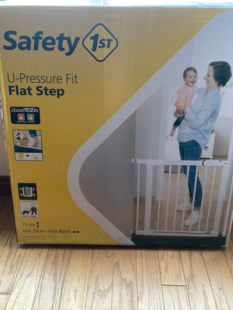 Stair safety gate