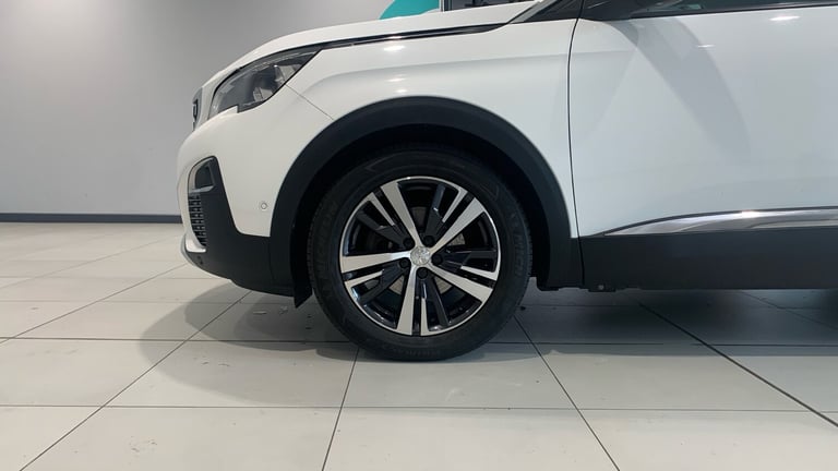 2017 Peugeot 3008 1.2 PureTech Allure SUV 5dr Petrol EAT Euro 6 (s/s) (130 ps) SUV Petrol Automatic