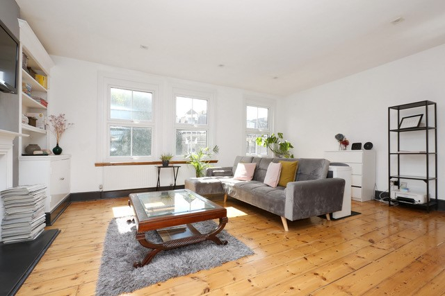 Stylish Apartment in Fulham W/Roof Terrace