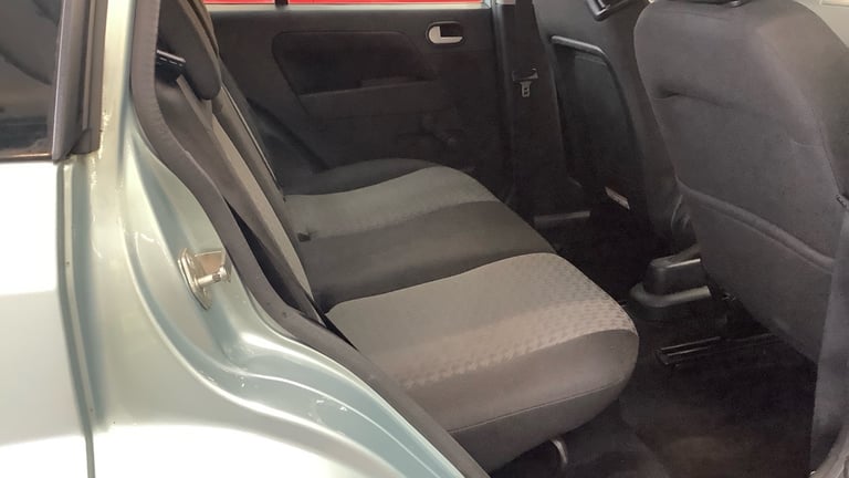 * FORD FUSION AUTOMATIC 1.4L 5 DOOR + LOW 69K MILES + HPI CLEAR + 2 OWNERS * 