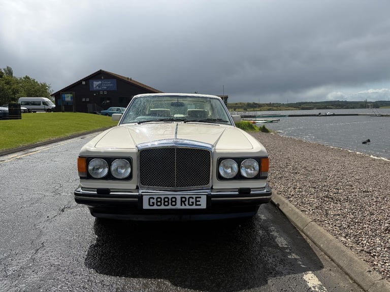 Bentley Eight
