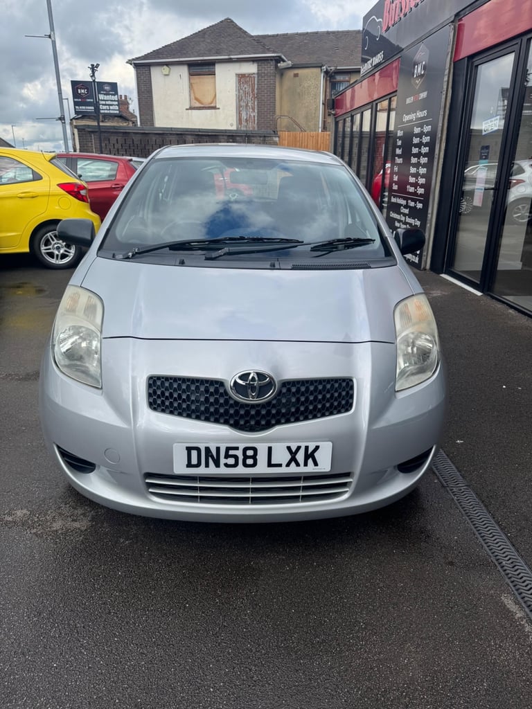  Toyota Yaris 1.0 VVT-i T2 5dr Petrol Manual